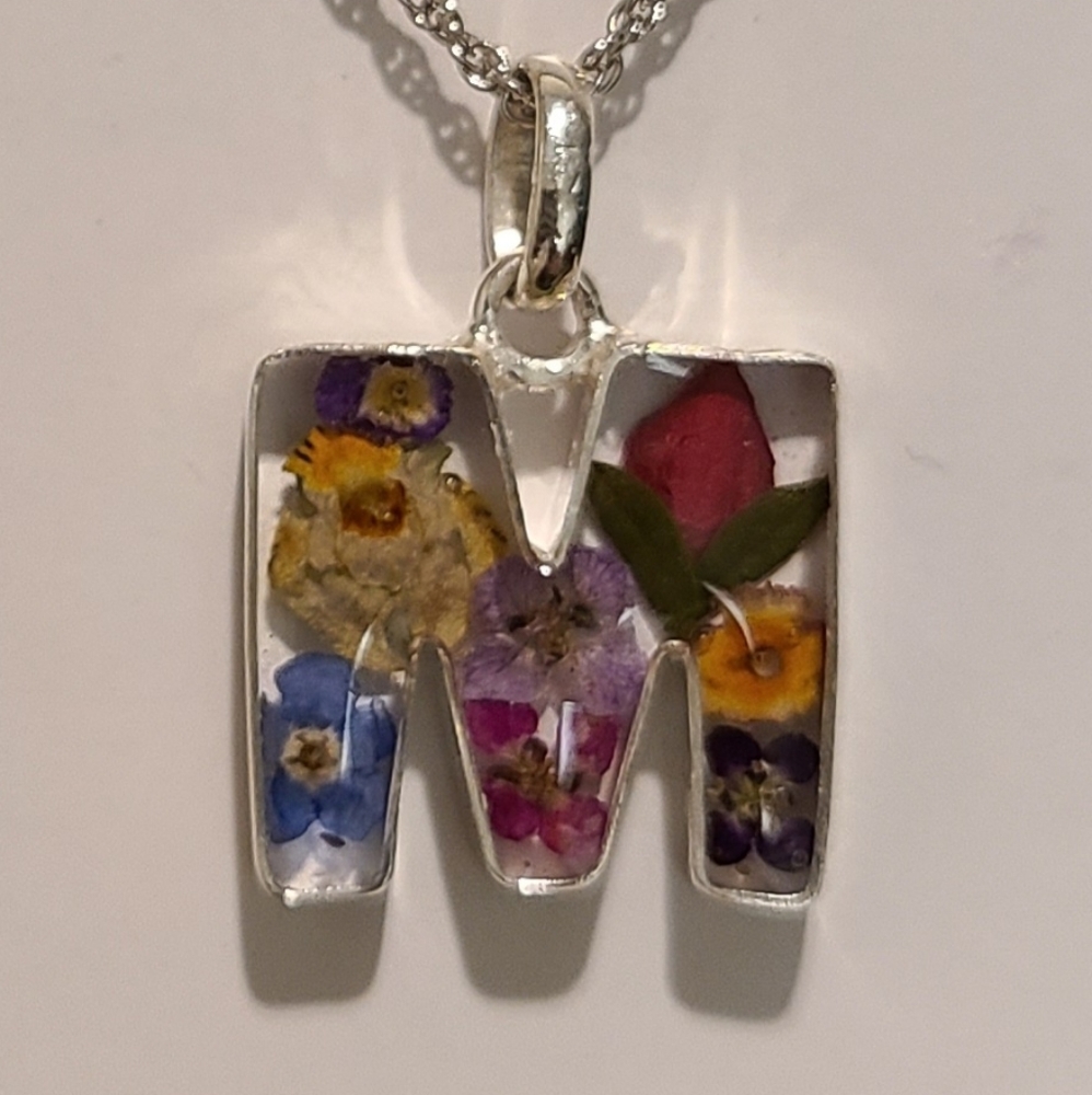 SEED & SAGE Sterling Silver Genuine Flowers THE LETTER "M" INITIAL  NECKLACE